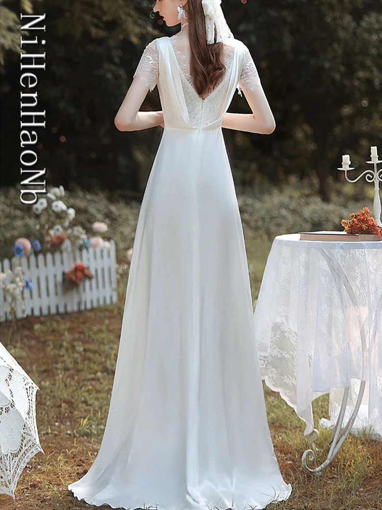 Французские атласные свадебные платья для женщин, длинное свадебное платье трапециевидной формы с V-образным вырезом и коротким рукавом, белое кружевное платье для свадебной вечеринки . ' - ' . 4