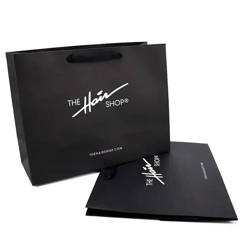 500 шт./Оптовая продажа Модный картон 250 г Черный бумажный пакет С напечатанным на заказ логотипом Роскошная одежда Упаковка Подарочная сумка для покупок . ' - ' . 1