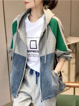 Женское пальто 2023, Весна-осень, Новая Корейская модная джинсовая куртка с цветным блоком, женский повседневный свободный топ с капюшоном, уличная одежда