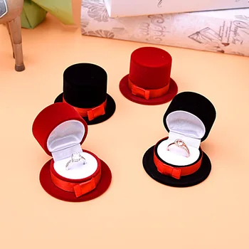 Креативная коробка для колец в форме шляпы, милые мультяшные Красно-черные Фланелевые Бархатные коробки для показа ювелирных изделий, кольца для свадебной вечеринки, упаковочные коробки